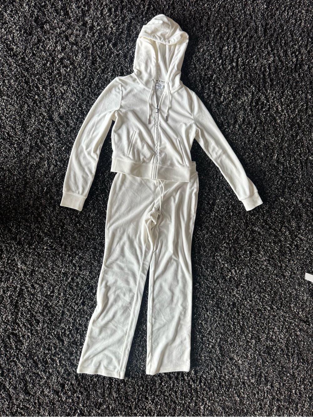 Juicy Couture “Wifey” set White